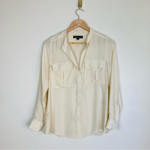 Elizabeth and James cream silk explorer button front shirt. Size Small. - Picture 1 of 5
